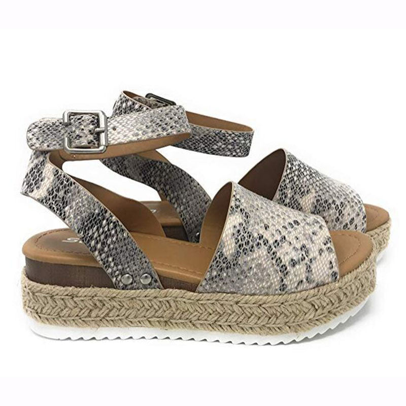 Woven Decor Buckel Chunky Sandals