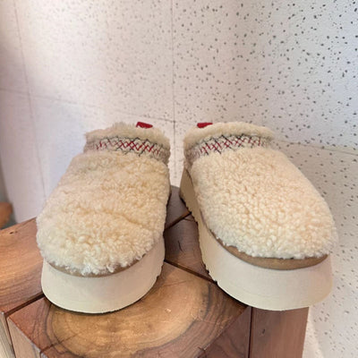 Aule Warm Platform Sandals