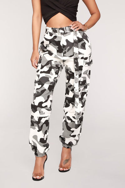 Camouflage Lange Hose mit vielen Taschen