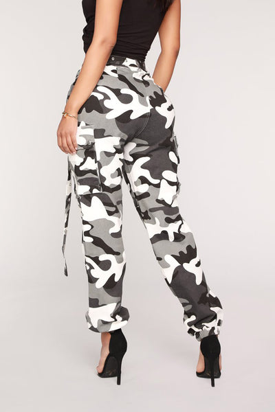 Camouflage Multi Pockets Long Pants