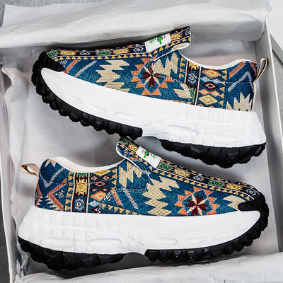 Aule Embroidery C Shoes