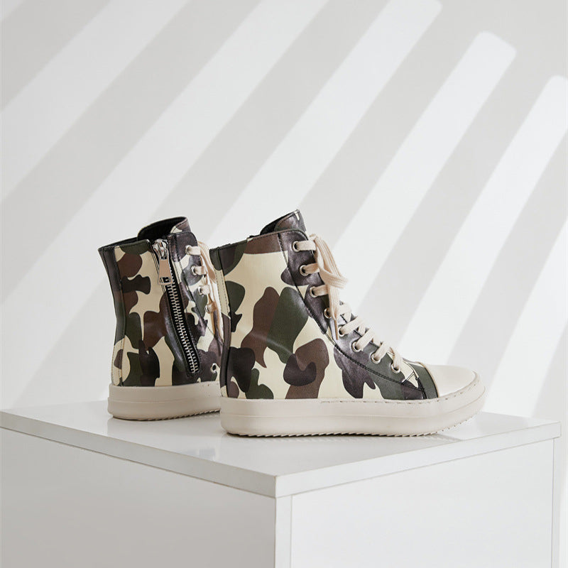 Activewear-Sneakers mit Camouflage-Muster 