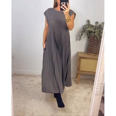 Crew Neck Pleated Midi Dress