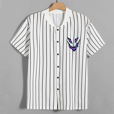 Camiseta de béisbol con rayas negras