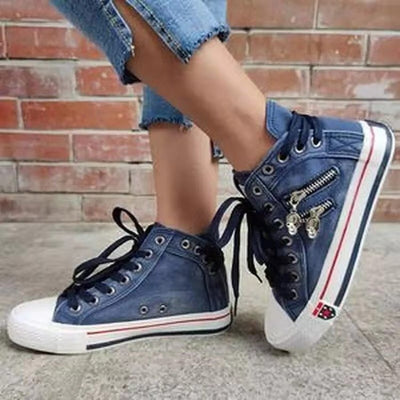 Street Lace-Up Canvas Sneakers
