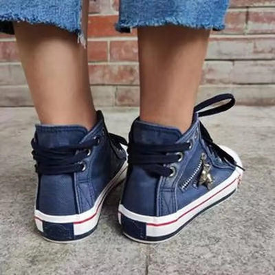 Street Lace-Up Canvas Sneakers