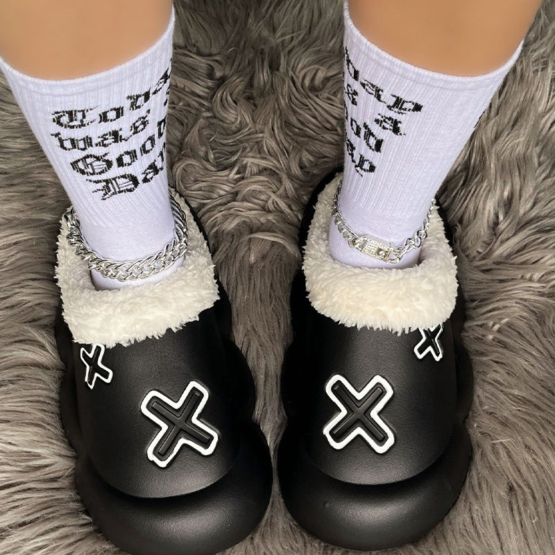 Warm Cross Pattern Clogs