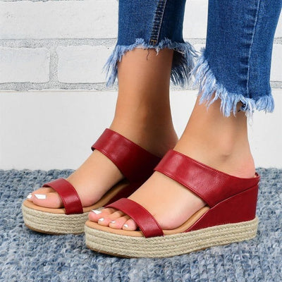 Classic Pattern Platform Sandals